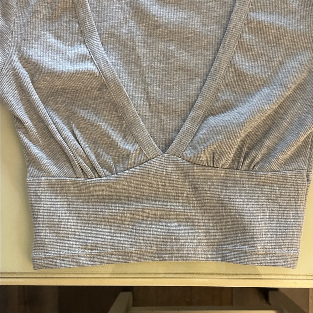 Deep V Crop Top-Gray-NWT - Picture 7 of 8